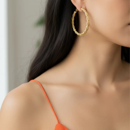 Intertwined hoop earring